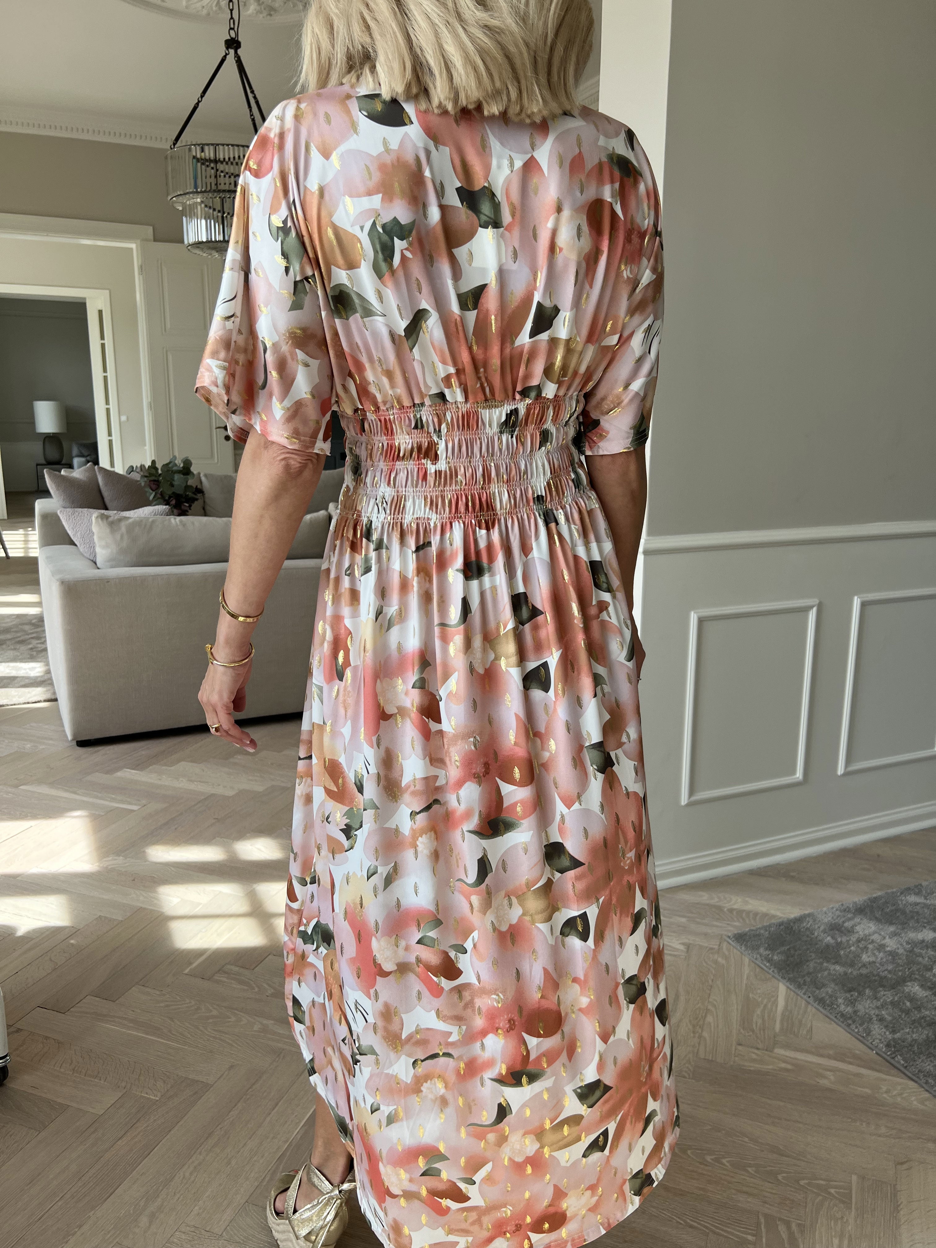 Pams Sweet Flower High-low - Elastisk klänning med blomstermönster